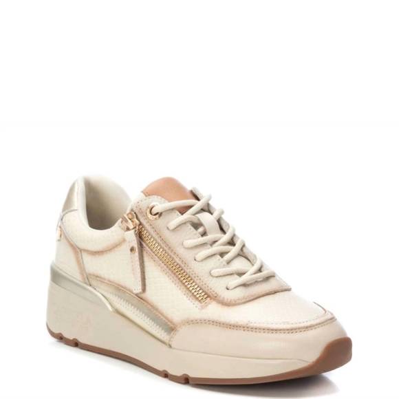 NEW XTI carmela collection casual sneakers in ice - Picture 2 of 5